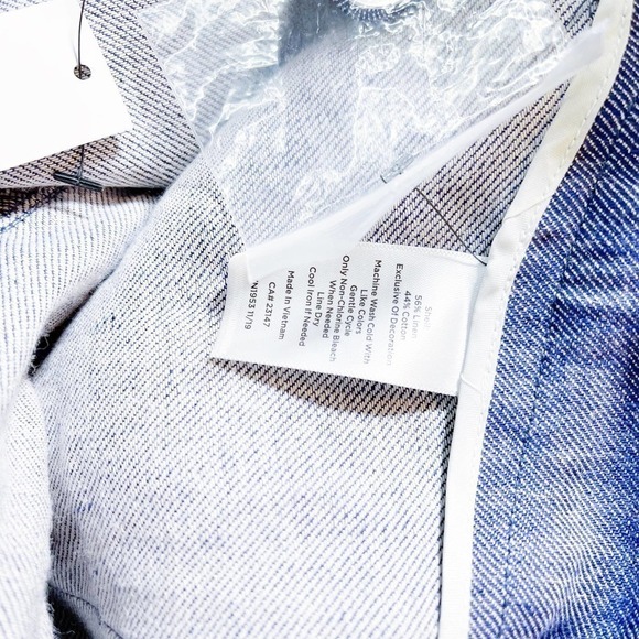 Talbots Denim Chambray Skirt Button Accents A-Line SZ10 NWT - Picture 4 of 7